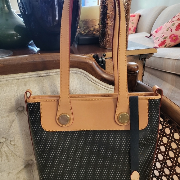 Authentic Dooney and Bourke  Top zip Shopping tote - Picture 2 of 13
